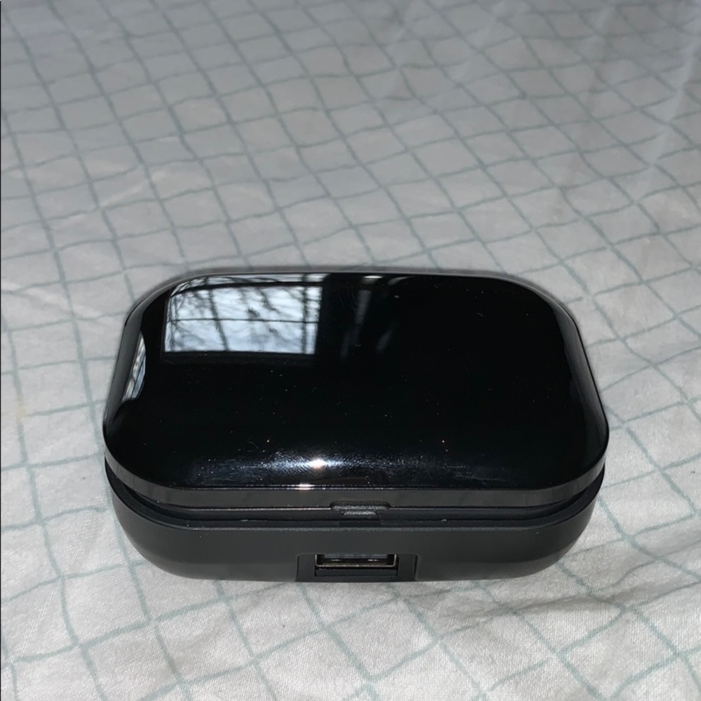 Ear pods